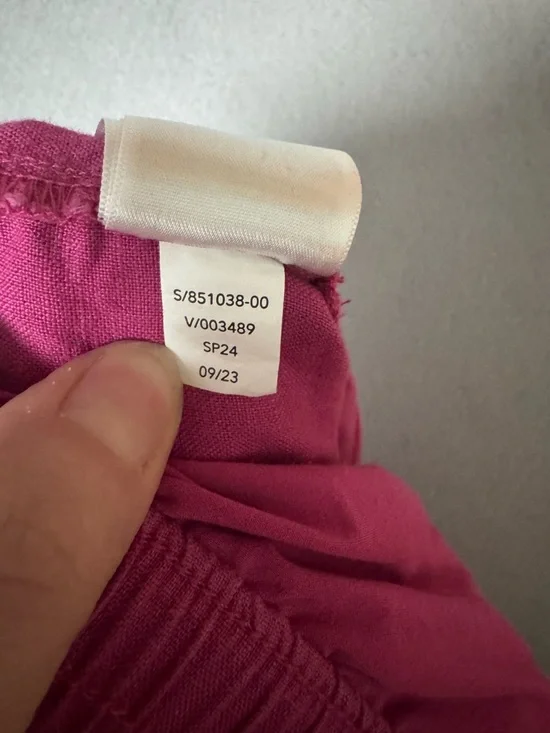 Athleta Women’s Bright Fuchsia Drawstring Pants - Picture 6 of 6